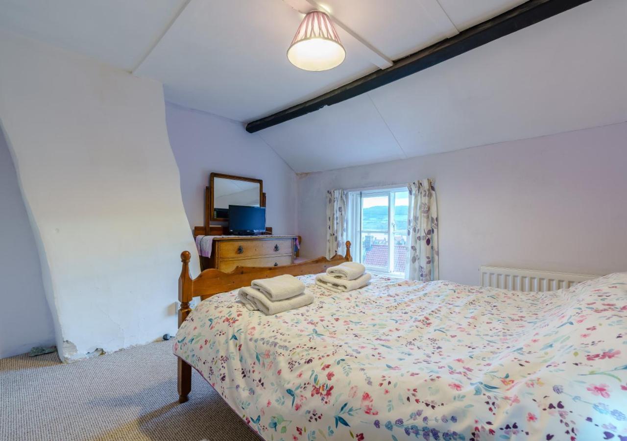Alice Cottage Robin Hood's Bay Exterior photo